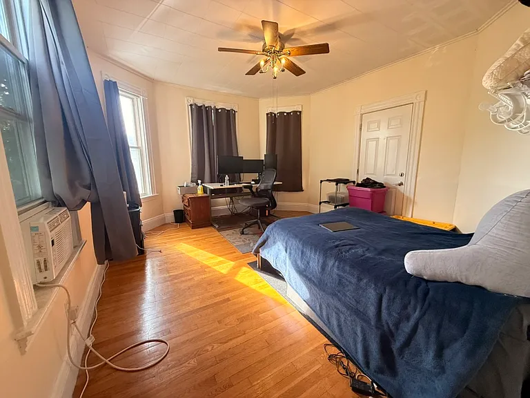 202 Market St #1 — Photo 15
