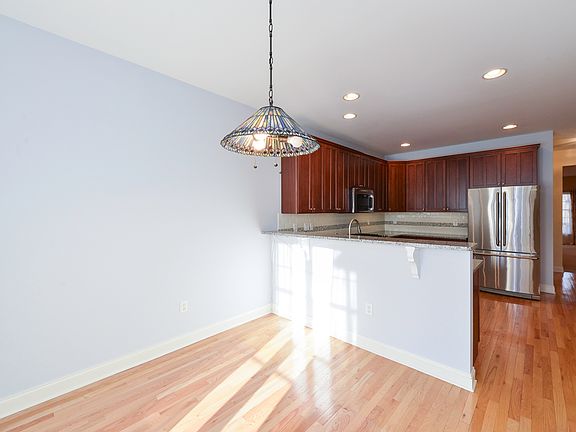 2nd image of 280 Sanctuary Dr