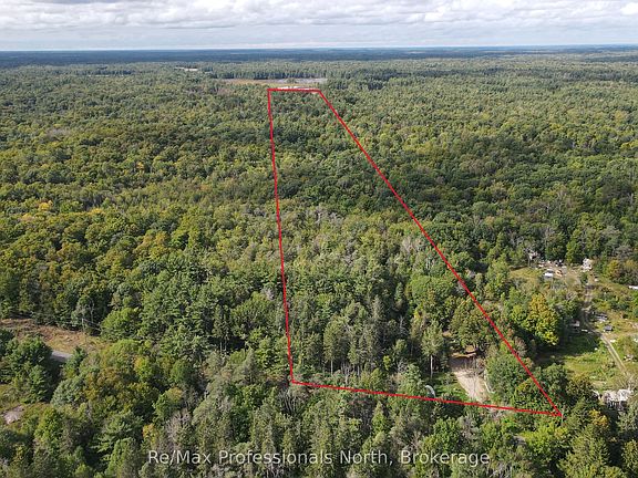 2nd image of 1268 Moon River Rd
