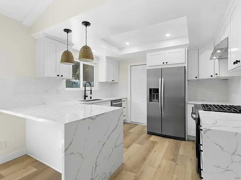 1217 Monte Vista Dr — Photo 4