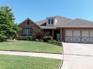 3710 NE Willow Way, Lawton, OK 73507