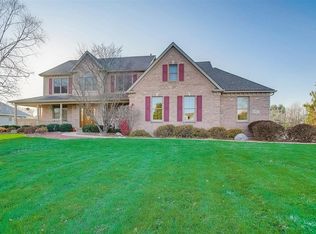 10514 Arabian Trl, Woodstock, IL 60098