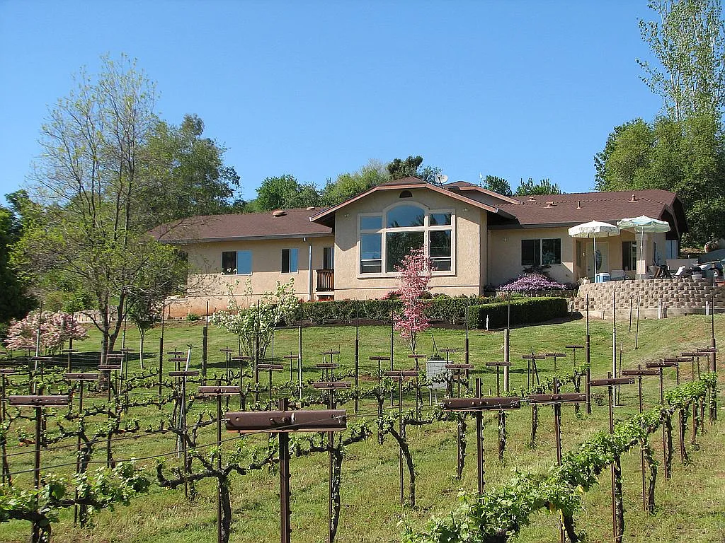 4115 Buffalo Rd photo 1