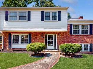 8336 Wagon Wheel Rd, Alexandria, VA 22309