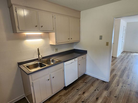 4th image of 3411 Parris Bridge Rd #3411