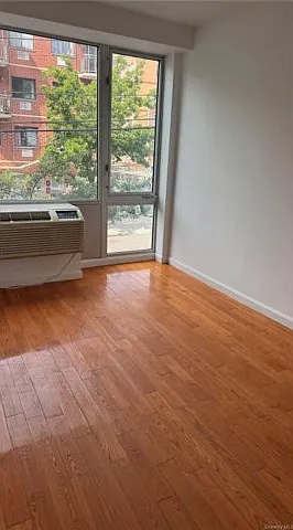 2 bed, 2.0 bath, 760 sqft, $2,950 — Photo 3