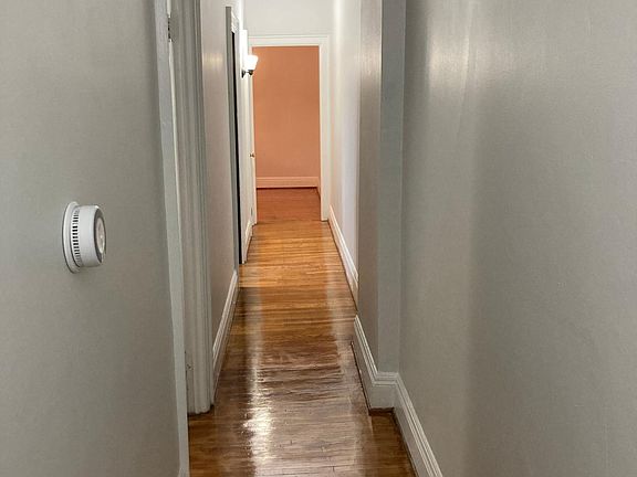4th image of 23 Inwood Pl #1