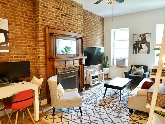 3rd image of 53 W 74th St APT 3F