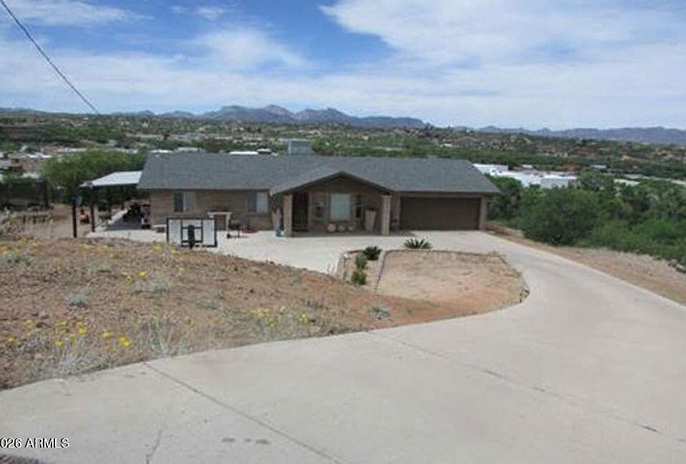 1st image of 922 CALLE MATEOS --