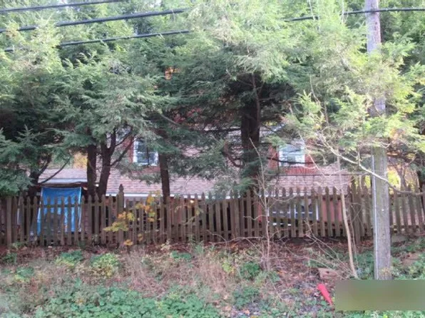 65 E Main St, Canaan, CT 06018