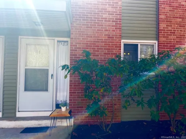 1538 Route 12 #B14, Ledyard, CT 06335