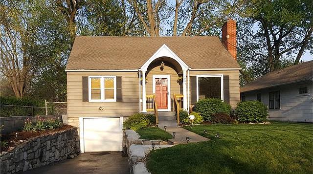 1st image of 2905 N 51st St