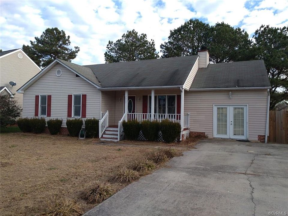 1st image of 7417 Pineleaf Dr