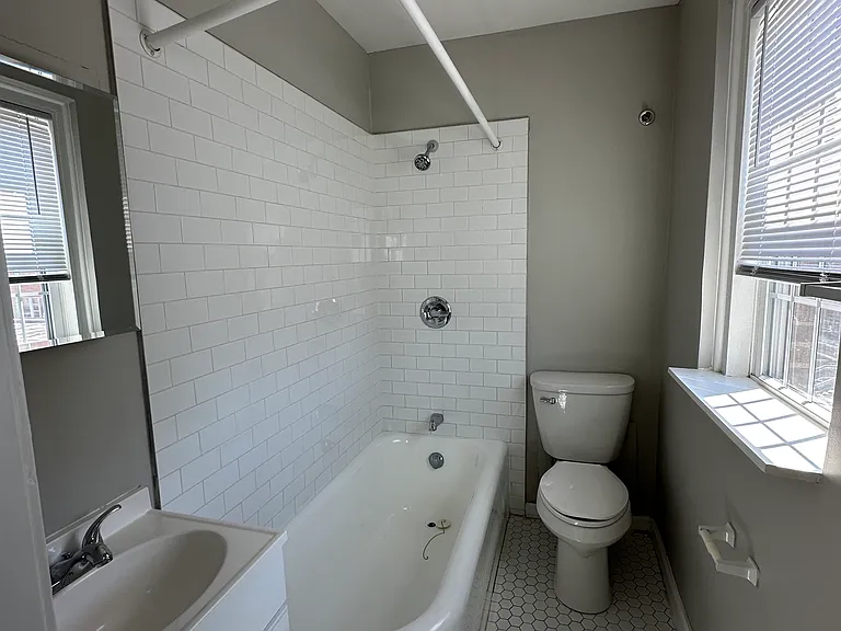 1175 Chapel St #A401 — Photo 7