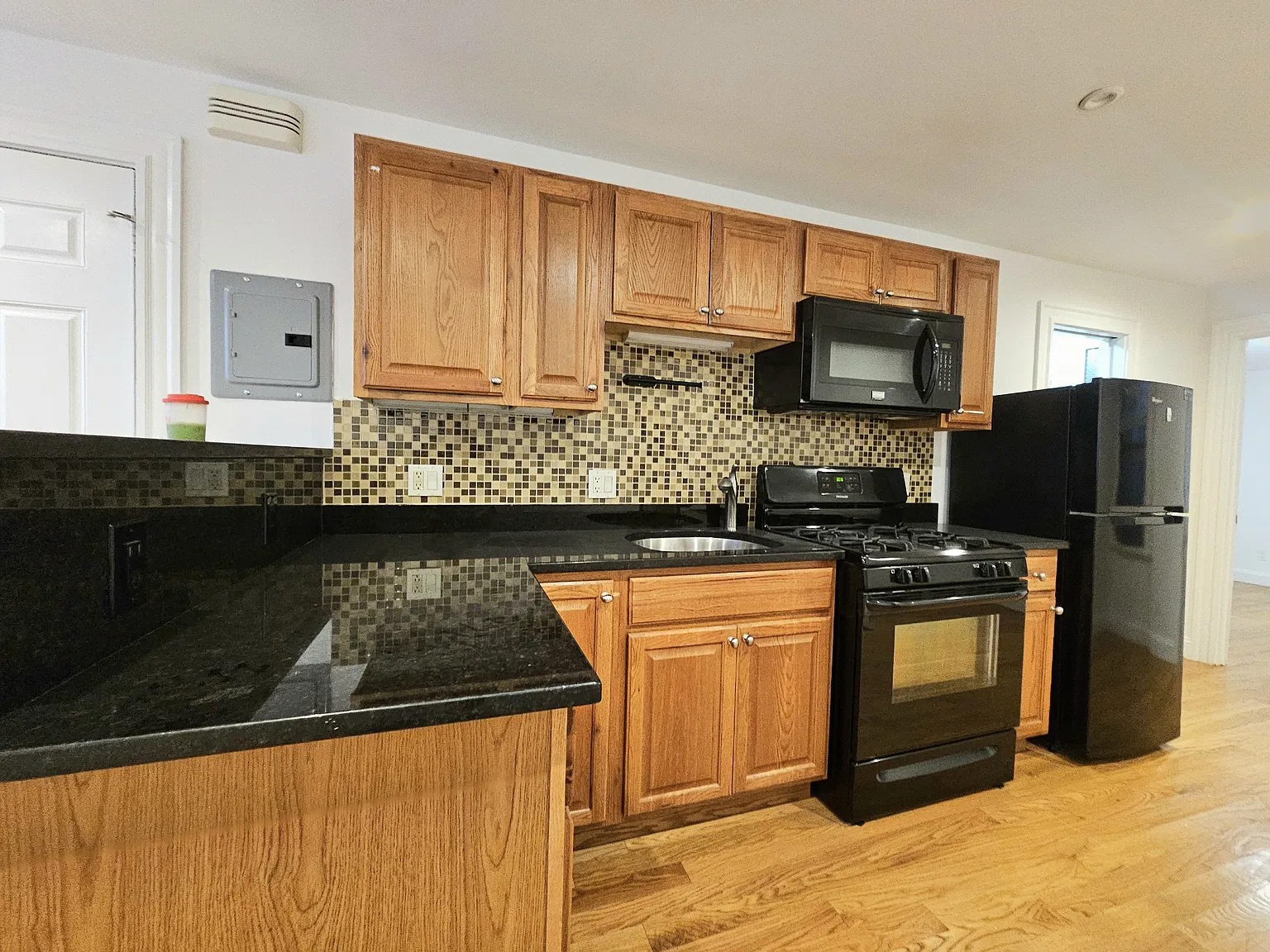1 bed, 550 sqft, $2,825 — Photo 1