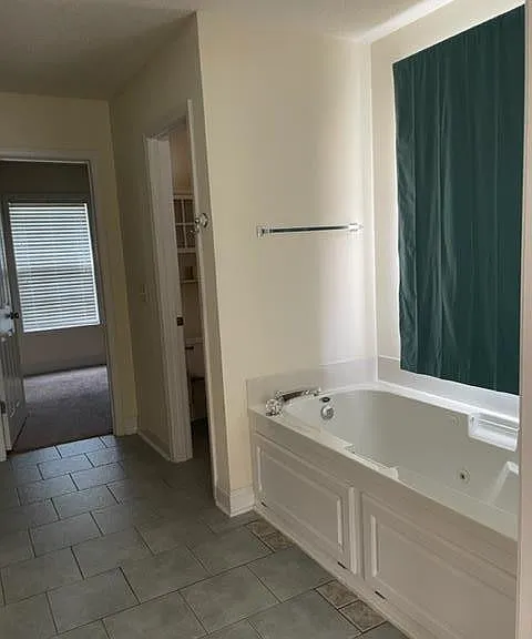 795 Orlando Cir — Photo 17