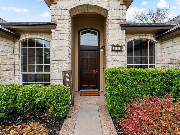 5th image of 500 Maple Run