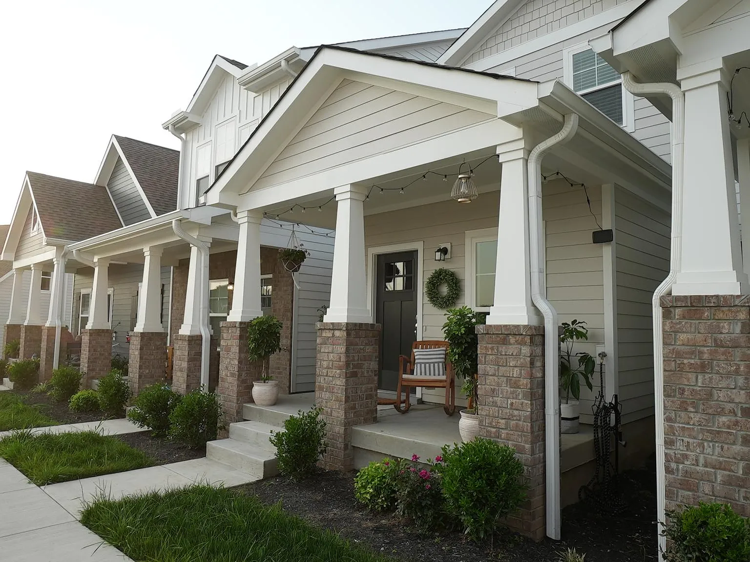 3 bed, 1623 sqft, $2,300 — Photo 3