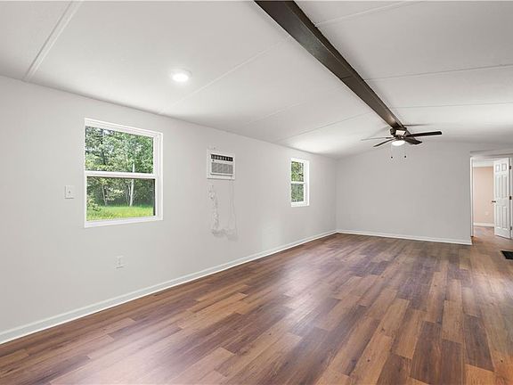 2nd image of 29501 Lyon Ln