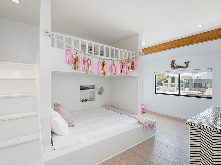 Upstairs bedroom with bunk beds