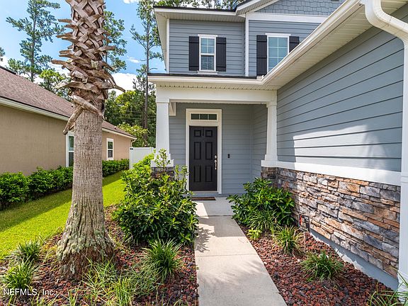 4th image of 15457 TURKOMAN Circle