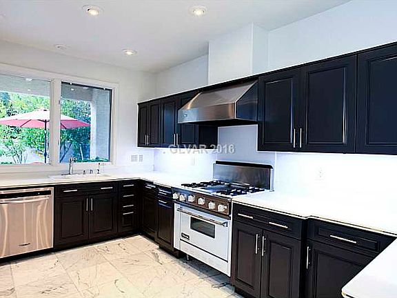 3rd image of 5111 Kapalua Ln