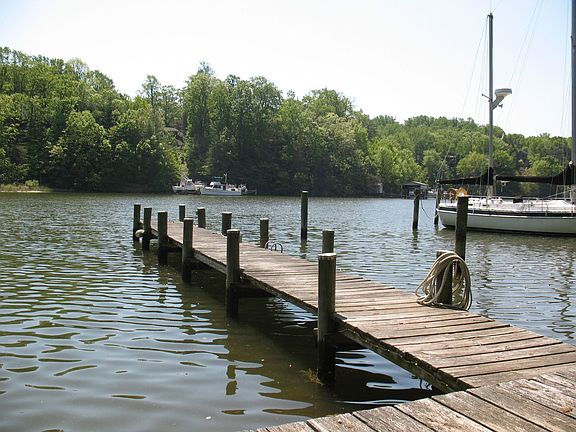 Waterfront Paridise w/Private Deep Water (13'MLT) $195K Below Assessed Value!