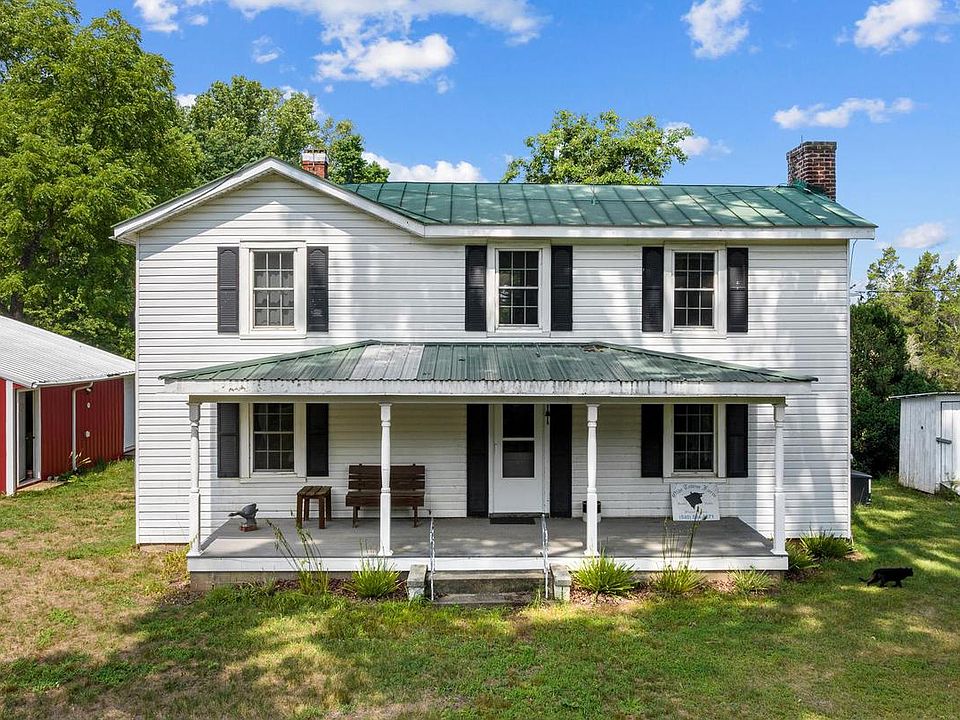 1st image of 775 Spring Rd