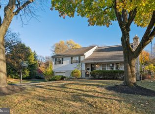 4029 Westaway Dr, Lafayette Hill, PA 19444