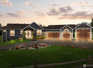 4946 Pleasant Glade Road NE, Olympia, WA 98516