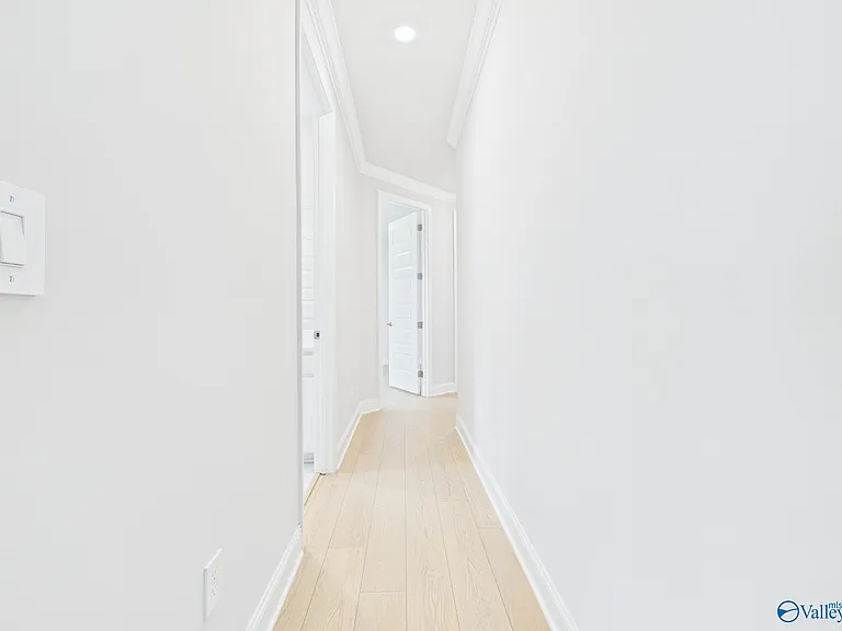 22567 Donahue Rd — Photo 42