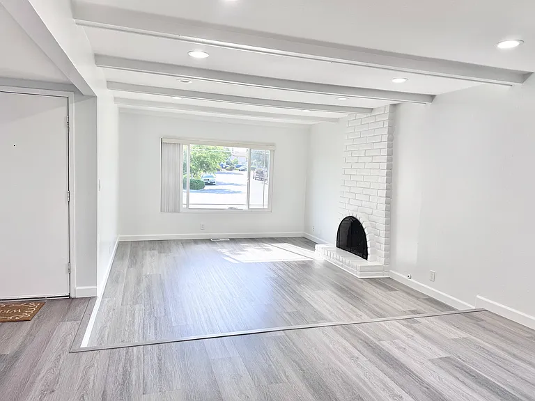 1478 Goldrush Ct — Photo 3