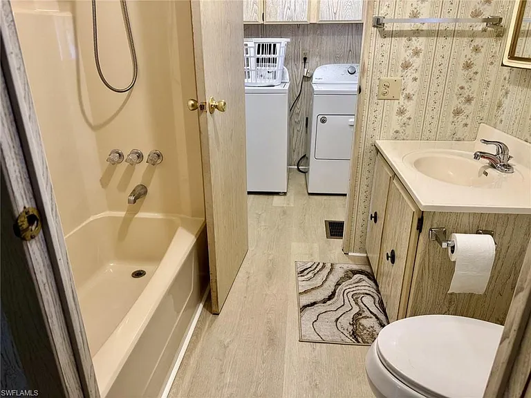 41 Lake Diane Dr — Photo 14