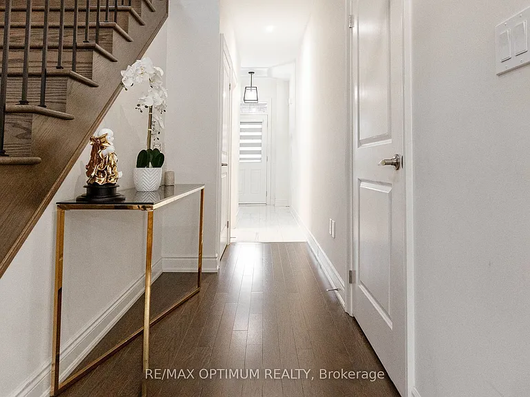 19 Banner Elk St — Photo 3
