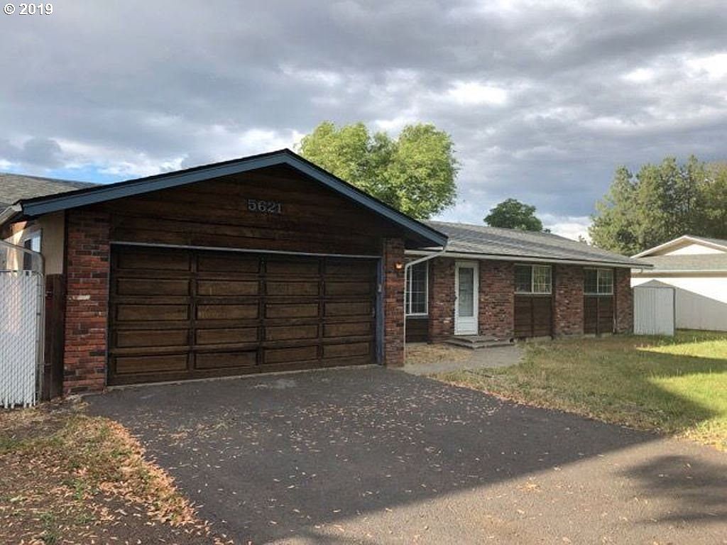 5621 Bartlett Ave, Klamath Falls, OR 97603 Zillow