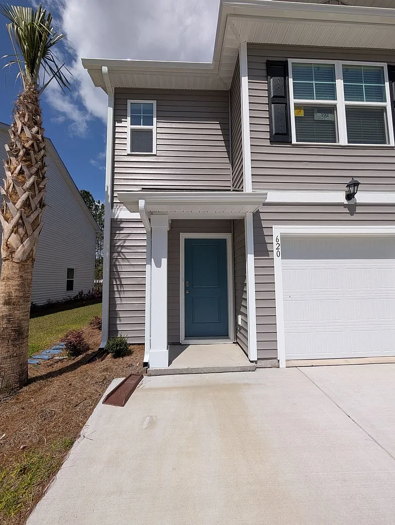 Move In Special!! 3br End Unit In Conway Long Term Rental, South Carolina — Photo 2