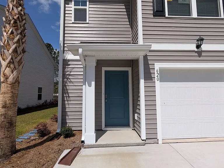 620 Golden Resin Rd — Photo 2