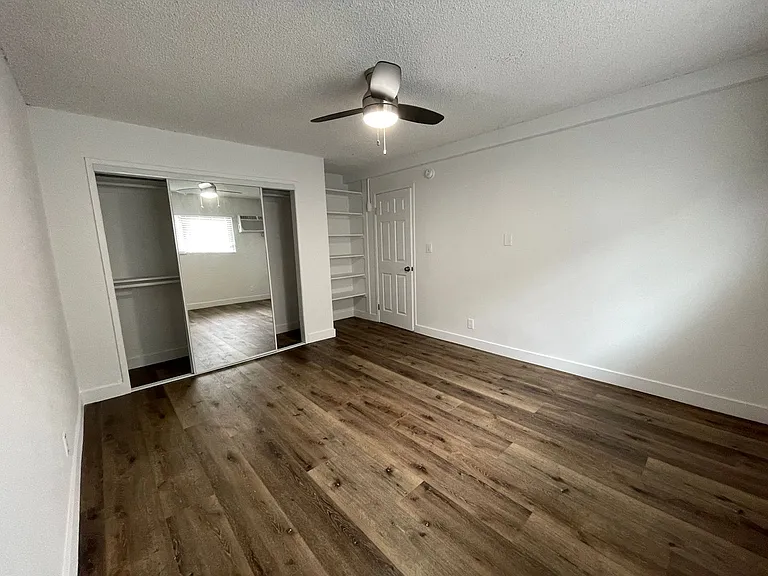 20353 Saticoy St — Photo 61