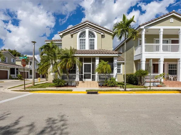 10593 NW 56th Pl, Coral Springs, FL 33076