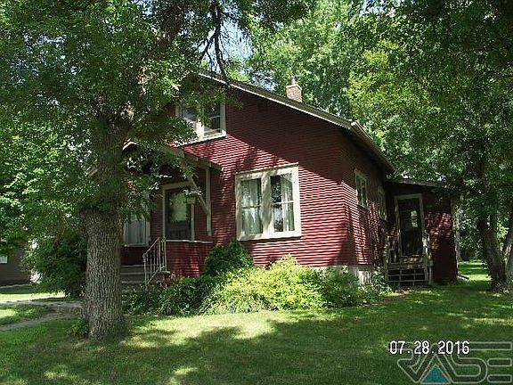 2nd image of 204 W Barck Ave