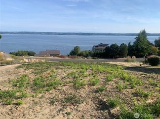 25807 Gold Beach Dr SW, Vashon, WA 98070