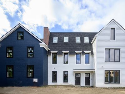 29-29R Ashland St, Dorchester, MA, 02122