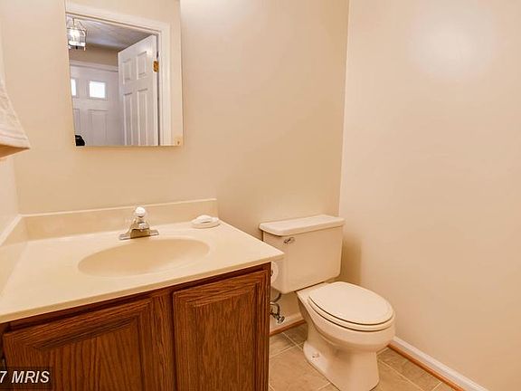 4th image of 1118 Stevenson Ct
