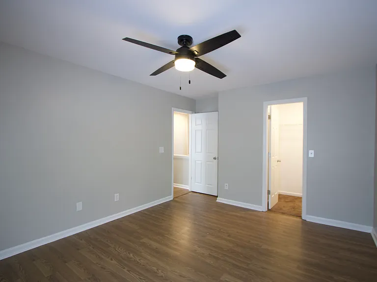 4216 Lake Woodard Dr — Photo 23