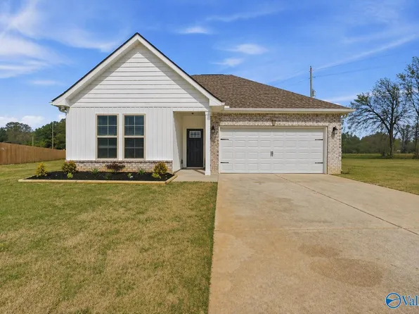221 Willie Sanders Dr, Madison, AL 35756