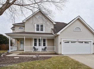 2101 Aspen Dr, Algonquin, IL 60102