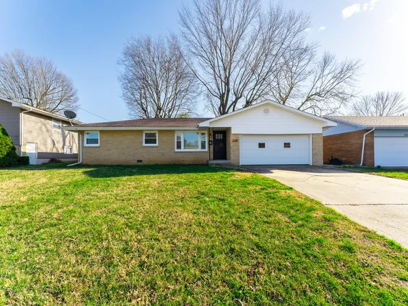 2128 E Monroe Terrace, Springfield, MO 65802
