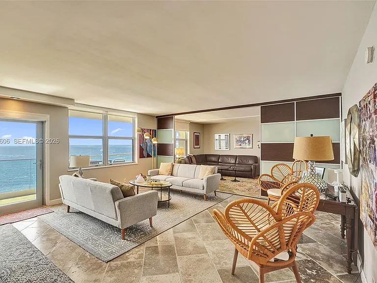 9225 Collins Ave #1402 — Photo 3