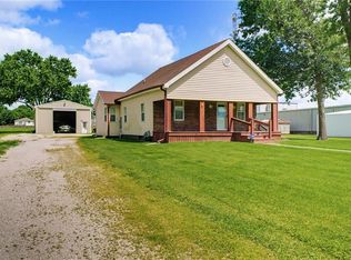 729 S Brunswick St, Brookfield, MO 64628