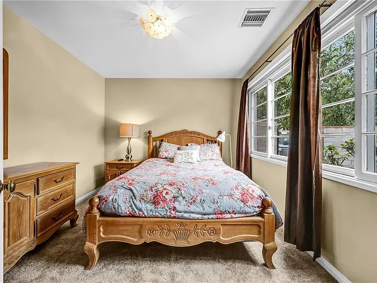 17300 Sunburst St — Photo 19